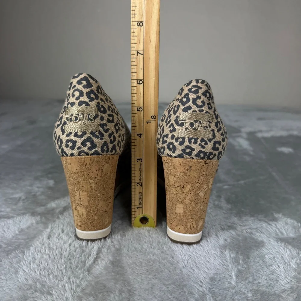 TOMS Women's Size 8 Leopard Print Cork Wedge Heels Peep Toe Platform Shoes
